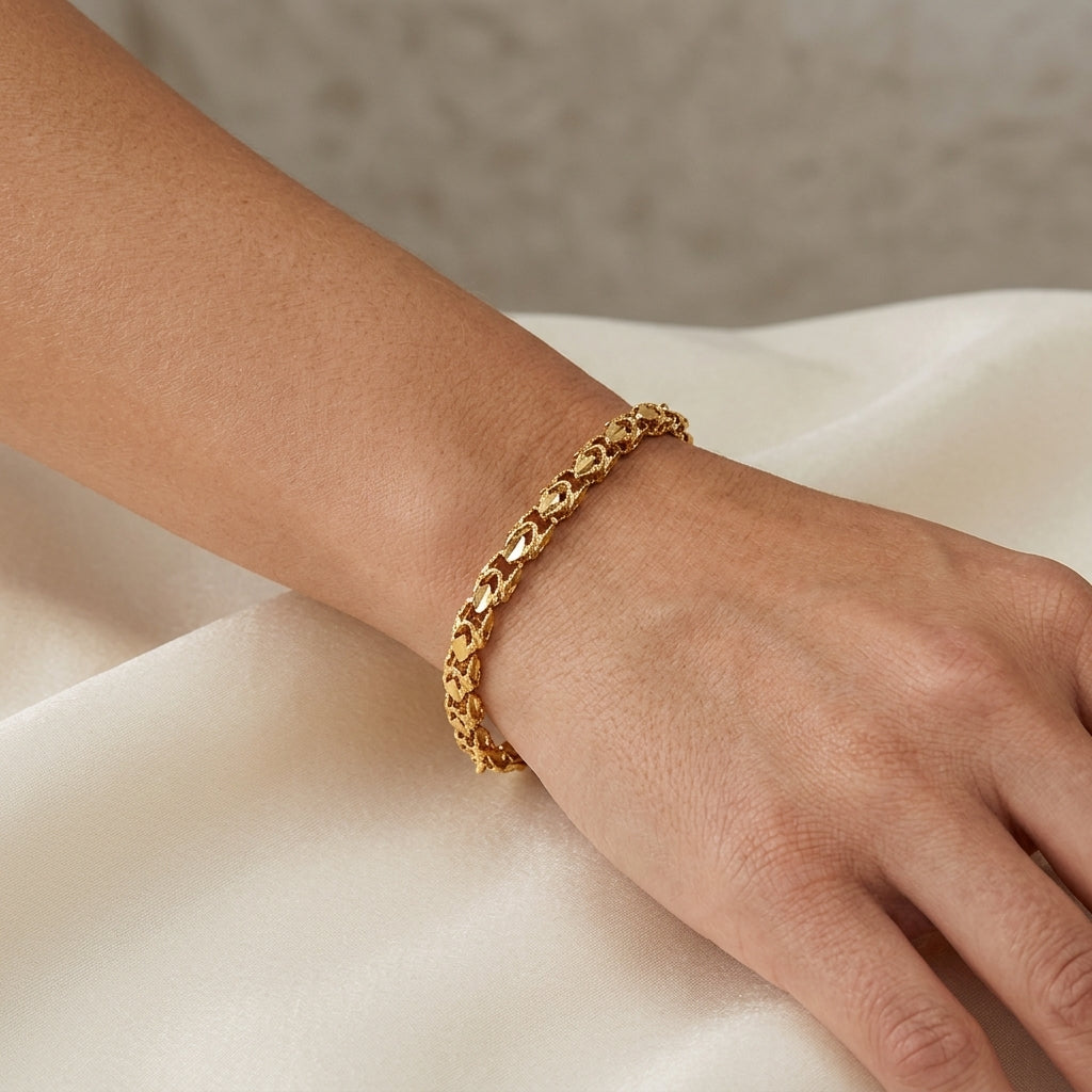 14K Leaf Fancy Link Openwork Bracelet model still