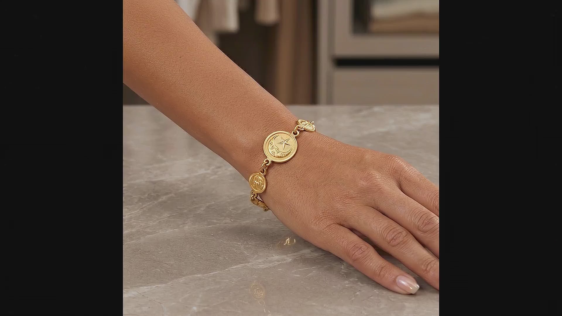 14K Yellow Gold Sun Moon Celestial Disc Link Bracelet model video